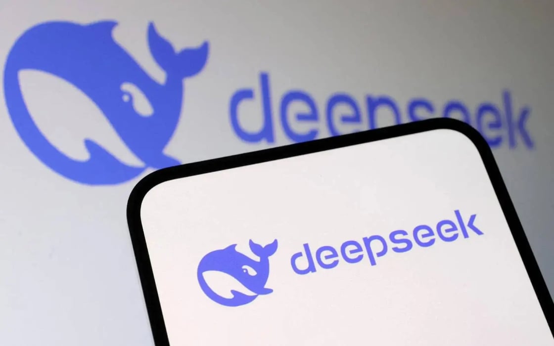 99692591-deepseek-1